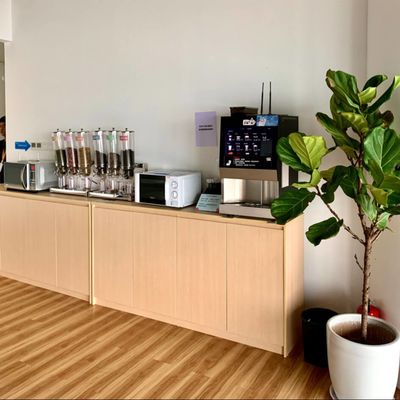 Buy Espresso Coffee Vendo Machine Coffee Drink Vending Machine 40s/30ml online manufacture